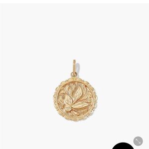 Mejuri- BALANCE: TERRA COIN CHARM PENDANT